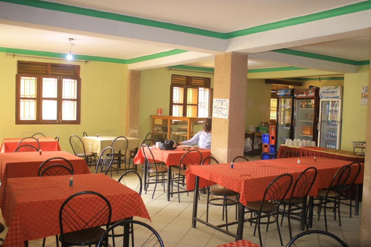 Pride Travellers Hotel Mubende Exterior photo